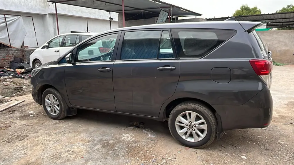 Innova Crysta